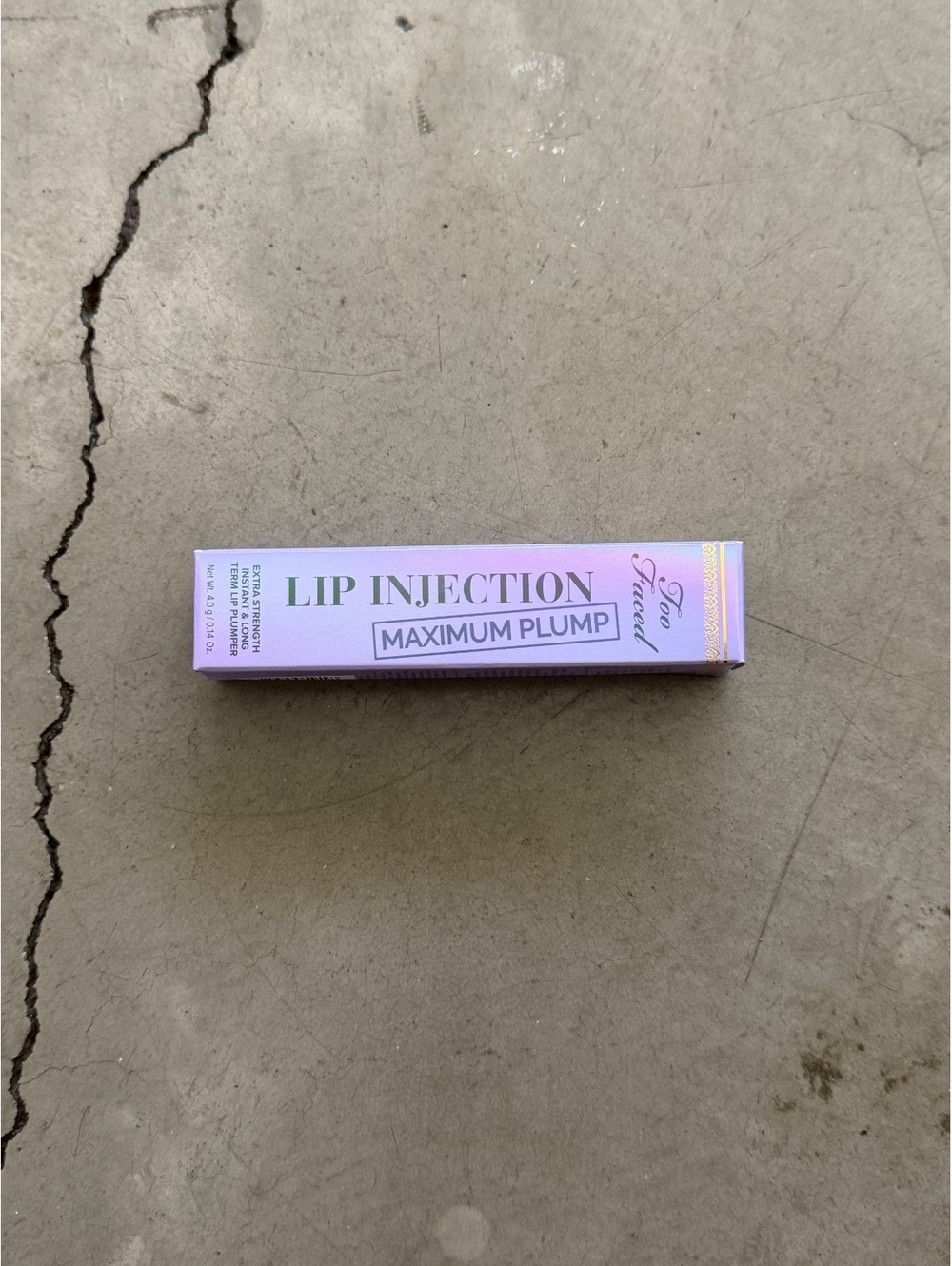 Too Faced / Lip Injection Maximum Plump / Blueberry Buzz